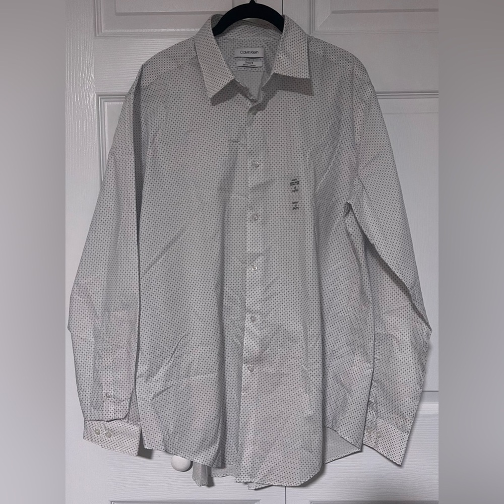 Calvin Klein Men's Slim Fit White With Navy Design Dress Shirt